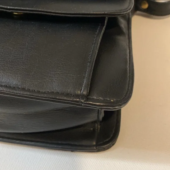 Dolce Vita Black Leather Crossbody - Picture 8 of 13